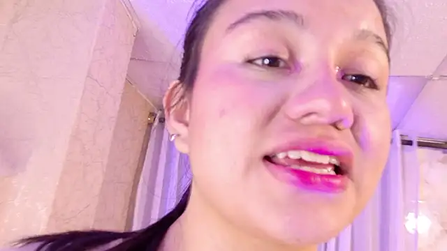 Snapshot of AdanNdEva chatting on 03-05-26, 11:50 AdanNdEva online show from 03-05-26, 11:50