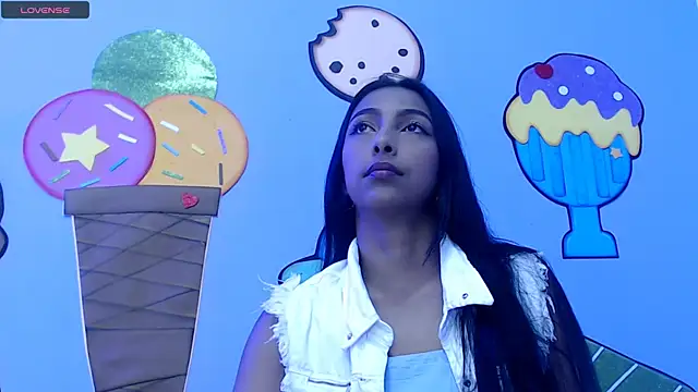 skinnysexzara18 online show from 03-01-26, 02:13