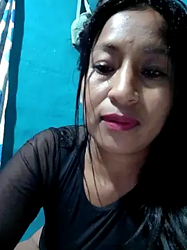 Saraa xx online show from 04-27-26, 03:59