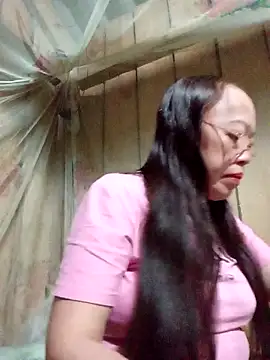 Snapshot of Agnes-baby chatting on 05-01-26, 10:58 Agnes-baby online show from 05-01-26, 10:58