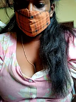 Milky Julia online show from 03-08-26, 06:39