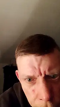 Snapshot of Der_Schoene_Penis chatting on 01-10-26, 11:20 Der Schoene Penis online show from 01-10-26, 11:20