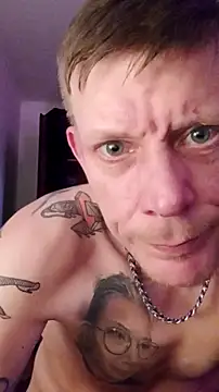 Snapshot of Der_Schoene_Penis chatting on 03-01-26, 01:46 Der Schoene Penis online show from 03-01-26, 01:46