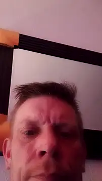 Snapshot of Der_Schoene_Penis chatting on 03-10-26, 03:06 Der Schoene Penis online show from 03-10-26, 03:06