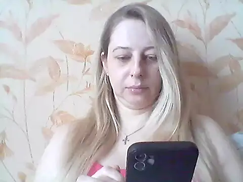 Miralisse online show from 03-13-26, 09:16