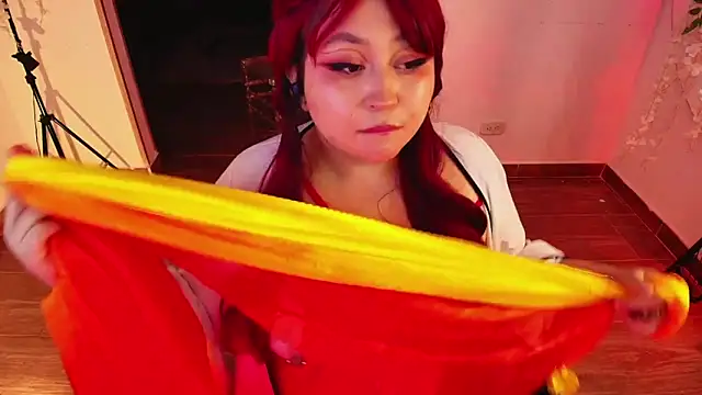Snapshot of Sweet_lenna chatting on 05-16-26, 12:18 Sweet lenna online show from 05-16-26, 12:18