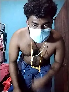 Snapshot of Danu2005dsa chatting on 03-12-26, 06:36 Danu2005dsa online show from 03-12-26, 06:36