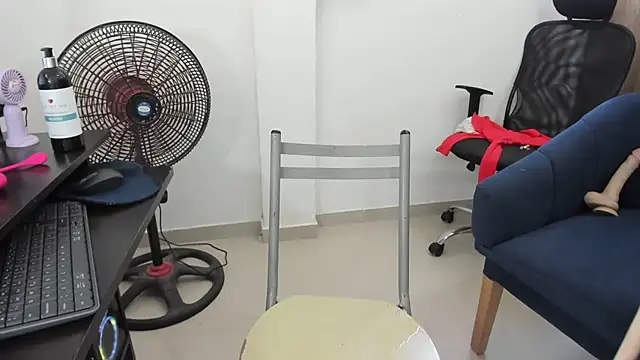 saskya13 online show from 02-12-26, 04:13