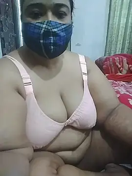 momo loves online show from 04-09-26, 06:52