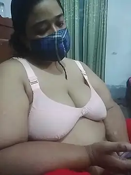 momo loves online show from 04-25-26, 01:41