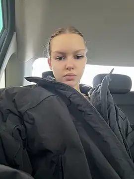 AshleyMur online show from 04-28-26, 04:17