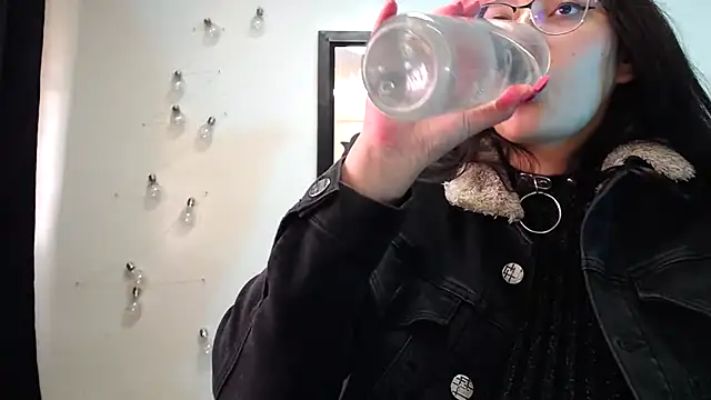 abril onnel online show from 01-23-25, 08:56