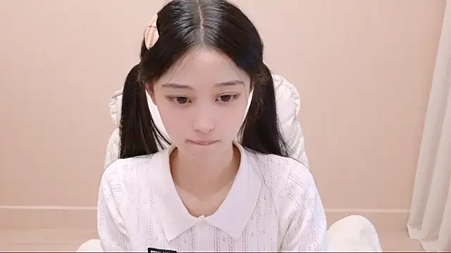 iiiiiiiiiu online show from 05-11-26, 02:45