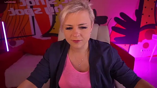 Snapshot of CrystalVibe chatting on 03-14-26, 06:41 CrystalVibe online show from 03-14-26, 06:41