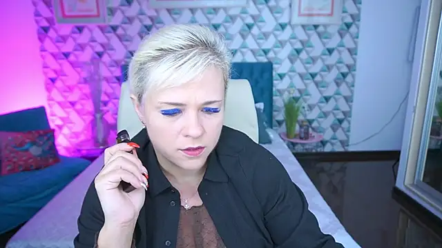 CrystalVibe online show from 05-11-26, 06:30