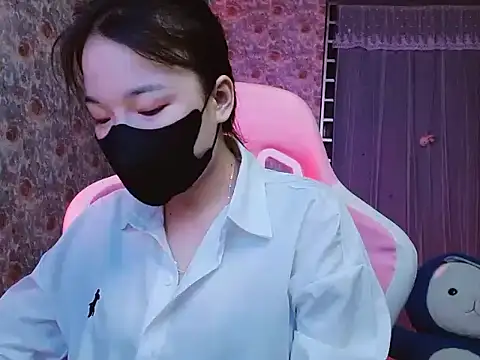 -Tamy- online show from 04-26-26, 02:04