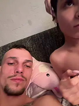 Snapshot of Evelin199 chatting on 02-05-26, 12:59 Evelin199 online show from 02-05-26, 12:59