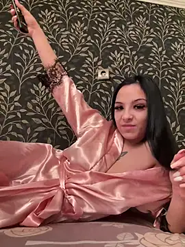 Snapshot of Evelin199 chatting on 02-07-26, 03:05 Evelin199 online show from 02-07-26, 03:05