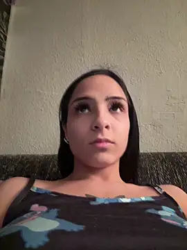 Snapshot of Evelin199 chatting on 03-01-26, 08:11 Evelin199 online show from 03-01-26, 08:11