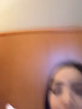 Snapshot of Evelin199 chatting on 03-11-26, 09:54 Evelin199 online show from 03-11-26, 09:54