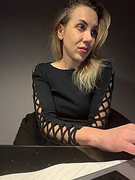 ElenaWhitmore online show from 02-23-26, 10:29