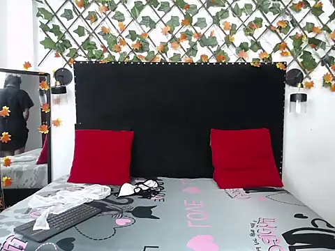 Snapshot of vsamanthaper1 chatting on 02-28-26, 07:37 vsamanthaper1 online show from 02-28-26, 07:37