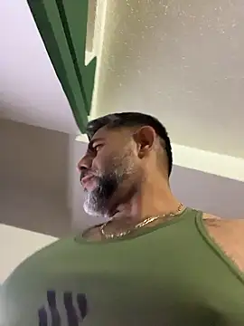 wolfbucker online show from 01-10-26, 05:20