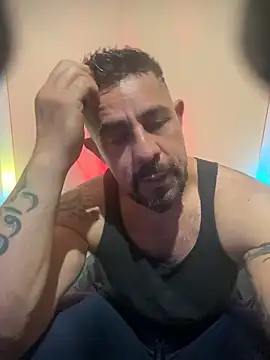 wolfbucker online show from 04-25-26, 05:54