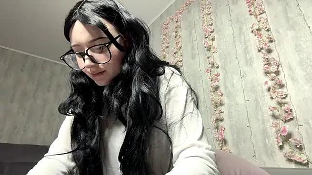 pinkfondnes online show from 03-11-26, 10:38