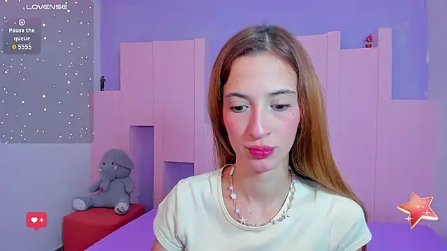 Snapshot of emilywilliis chatting on 03-03-26, 12:44 emilywilliis online show from 03-03-26, 12:44