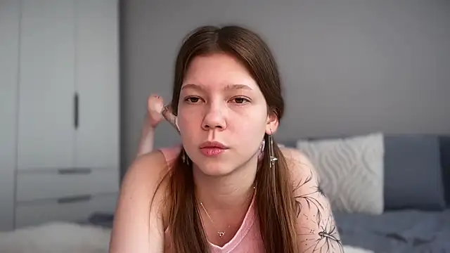 karalinhks online show from 02-01-26, 08:46