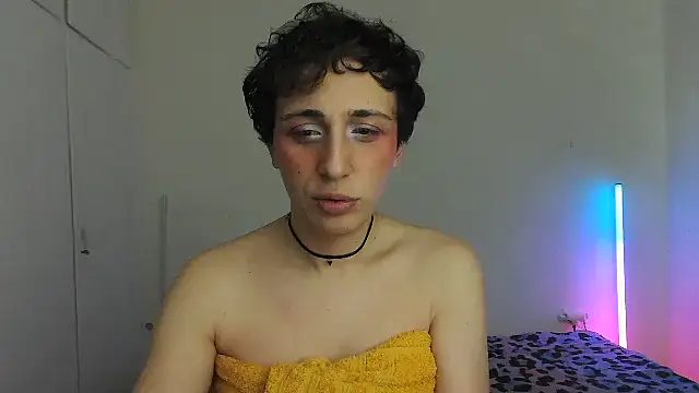 HoneyValentine online show from 03-11-26, 07:31