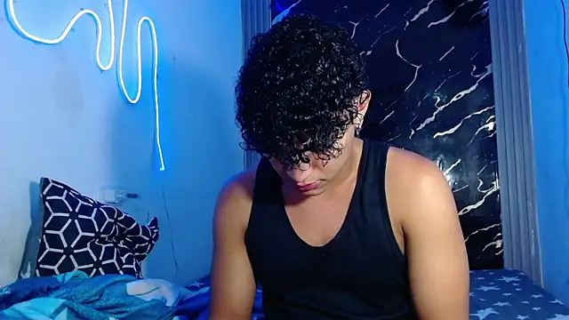 jamescurly00 online show from 03-13-26, 07:59