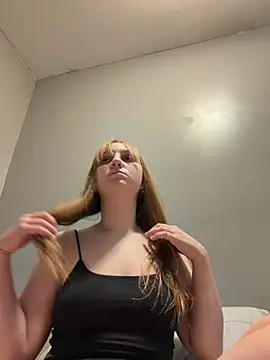 tinyblondebarbie online show from 06-03-26, 02:36