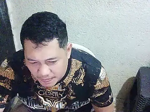 UrAsianGuy90 online show from 04-16-26, 10:38