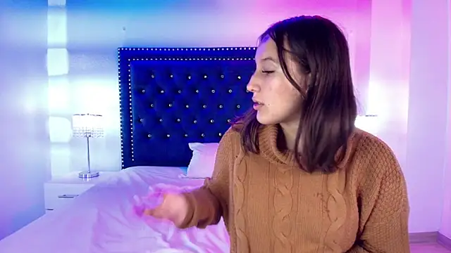 Cristal and luke online show from 04-14-26, 03:34