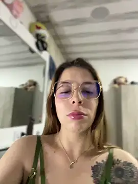 NatalyPinky online show from 05-15-26, 10:50