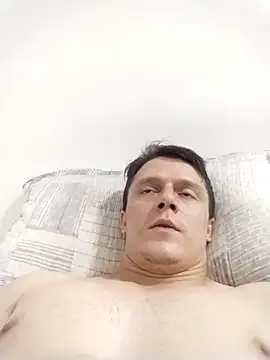 RAFAELQUINTEROSCAVALHEI online show from 02-03-26, 04:23