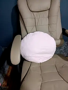 ChanChanLy online show from 02-24-26, 01:58