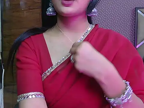 sweet riyaaa online show from 05-18-26, 07:58