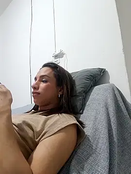 ofjuliaa online show from 06-28-26, 02:06