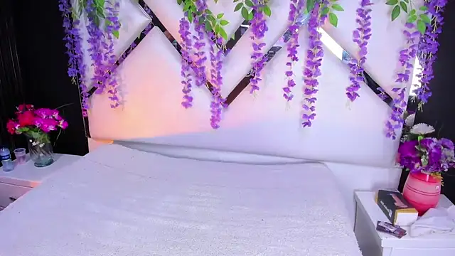 miarose 69 online show from 03-22-26, 03:54