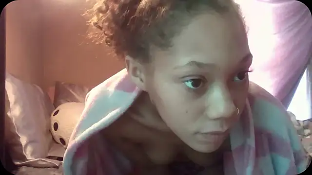 Snapshot of Tamiii420 chatting on 01-13-26, 03:28 Tamiii420 online show from 01-13-26, 03:28