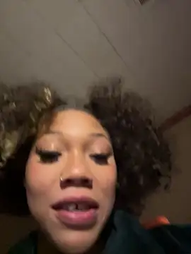 Snapshot of Tamiii420 chatting on 02-07-26, 05:22 Tamiii420 online show from 02-07-26, 05:22