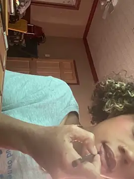 Snapshot of Tamiii420 chatting on 02-07-26, 05:27 Tamiii420 online show from 02-07-26, 05:27