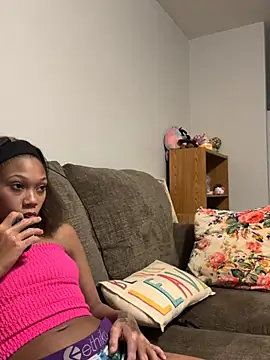 Snapshot of Tamiii420 chatting on 03-09-26, 12:36 Tamiii420 online show from 03-09-26, 12:36