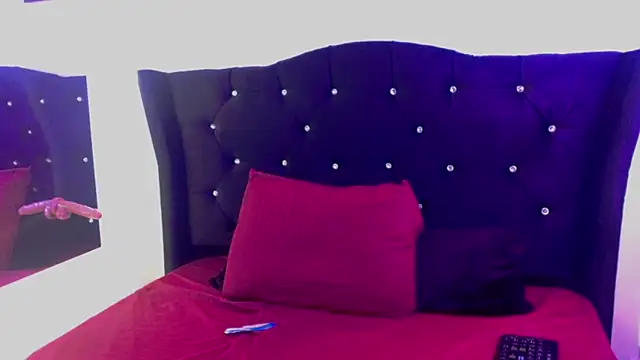 Angel adrien online show from 04-10-26, 12:54