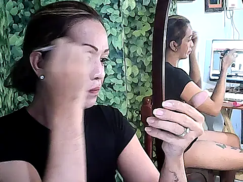 Simplewild21 online show from 04-19-26, 01:54