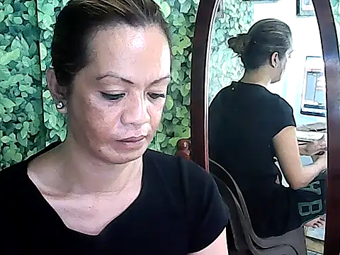 Simplewild21 online show from 04-21-26, 02:04