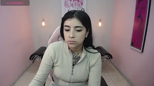 Adri gomez x online show from 04-18-26, 11:03